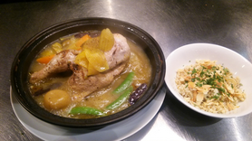 炭火焼ヒナ鶏のレモンタジン