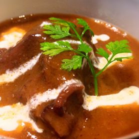 じ～っくり煮込んだタンシチュー