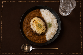 ハンバーグチーズカレー(ポークカレー)