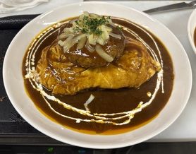 ハンバーグオムカレー