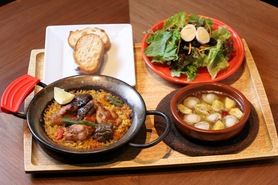 鶏肉と茄子　山椒のパエリャ&ベビーホタテと栗のアヒージョ