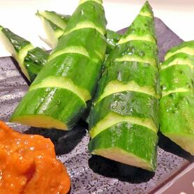 元祖梅味噌きゅうり