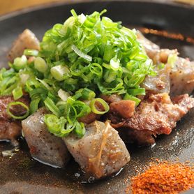 ネギたっぷり牛すじこんにゃく