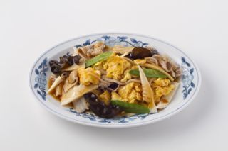 豚バラ肉と玉子の正油炒め