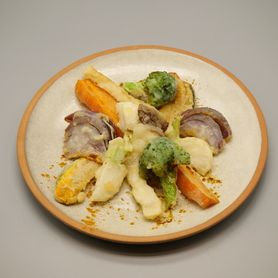 季節野菜のイスラエルスパイスの米粉フリット
