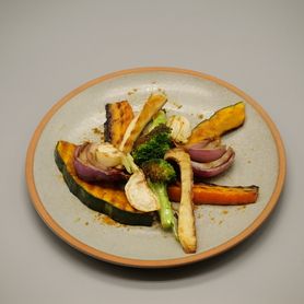 イスラエルスパイスの季節野菜グリル