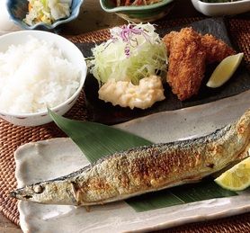 秋刀魚とカキフライの2種盛り定食