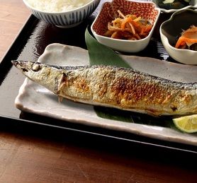 秋刀魚の塩焼き定食