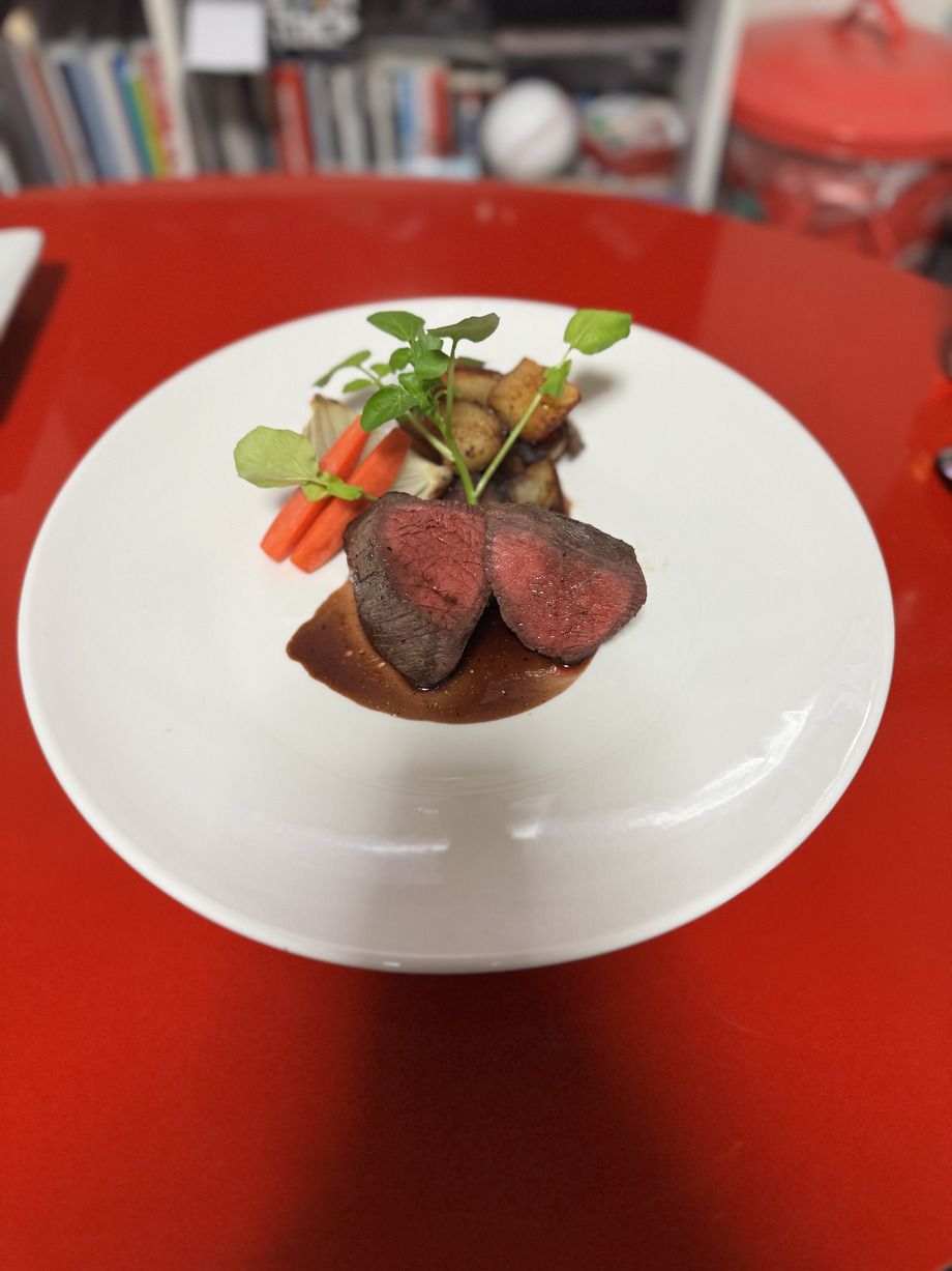 広島牛モモ肉のステーキ