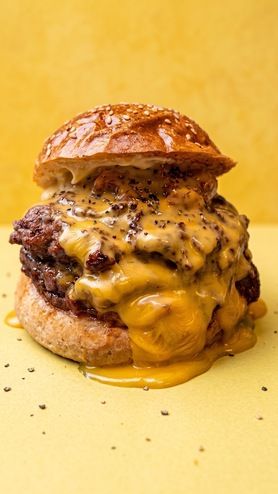 ダブルビアチーズバーガー