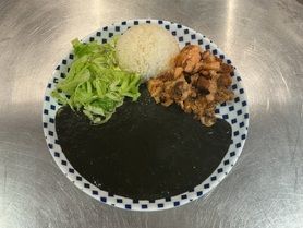 　halal kebabi Kori チキンケバブカレー　Rin and goさんの黒カレー使用　カレーRIN and go コラボレーション