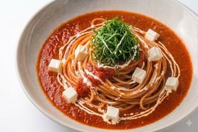 クリームチーズと大葉のトマトソース