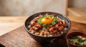 焼きとり丼(お味噌汁付)