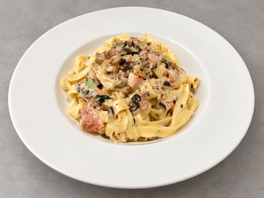 🍂秋季限定🍂CRAFT生パスタ🍝ベーコンときのこのクリームパスタ