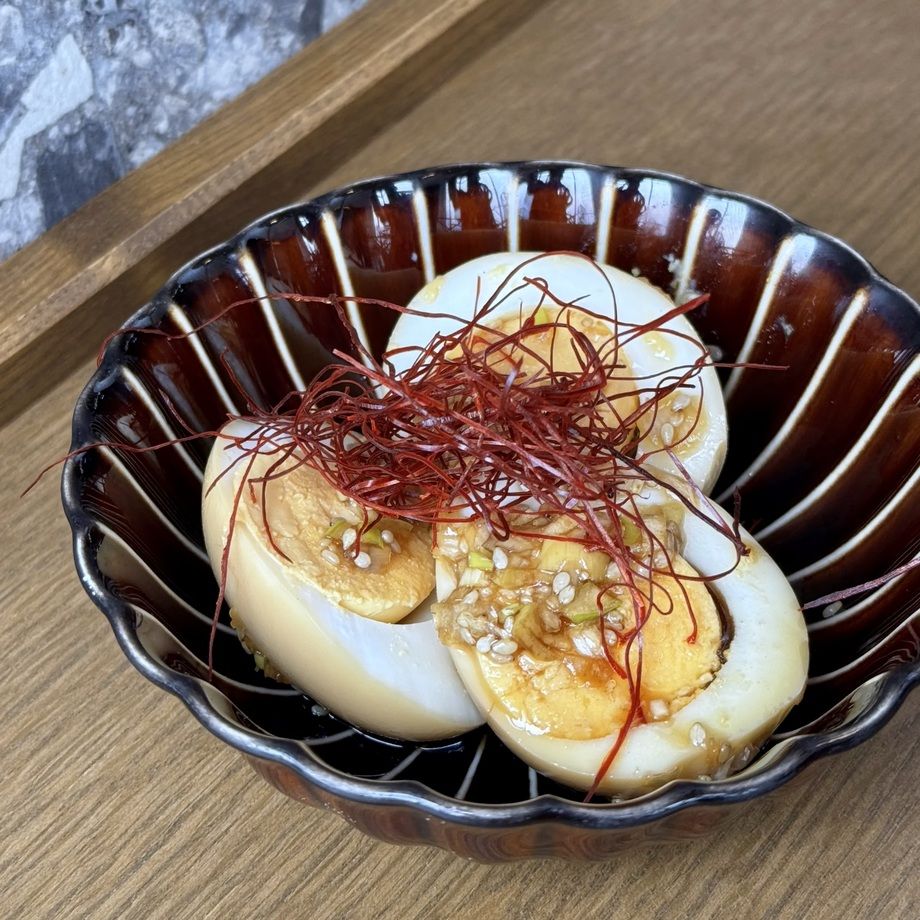 自家製タレの「麻薬たまご」（1.5個）
