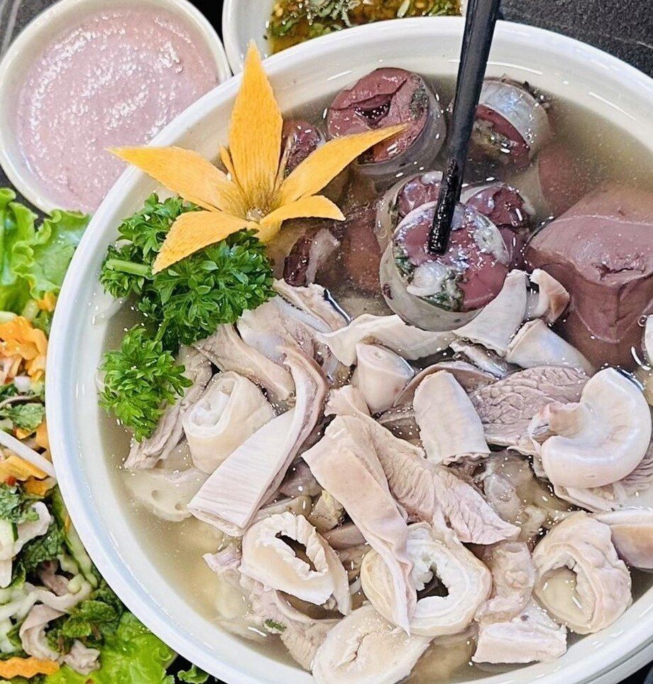 豚ホルモン Set Lòng Chần