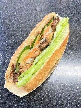バインミー　焼肉 Bánh Mì Thịt Nướng