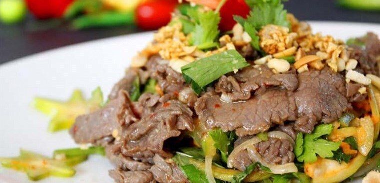 牛　サラダ Gỏi Bò