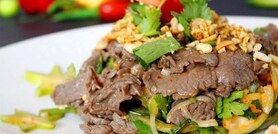 牛　サラダ Gỏi Bò