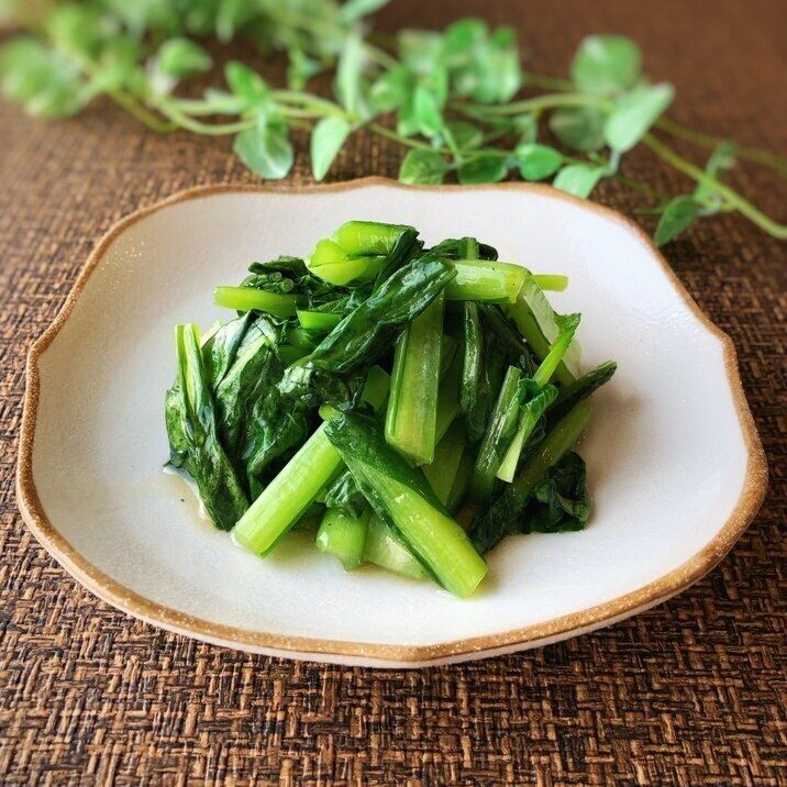 小松菜炒め Rau Xào