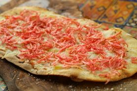 桜えびのタルトフランベ