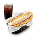 【開店～11時限定】モーニングメニュー「ハム＆たまごサンド」+アイスコーヒーXL・510円