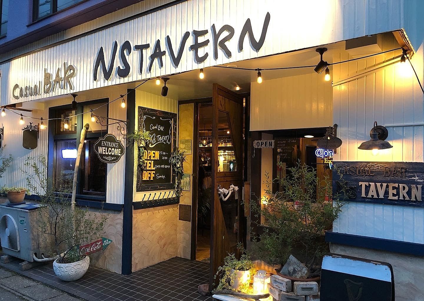 CasualBAR Ns TAVERN(エヌズタバーン)の外観