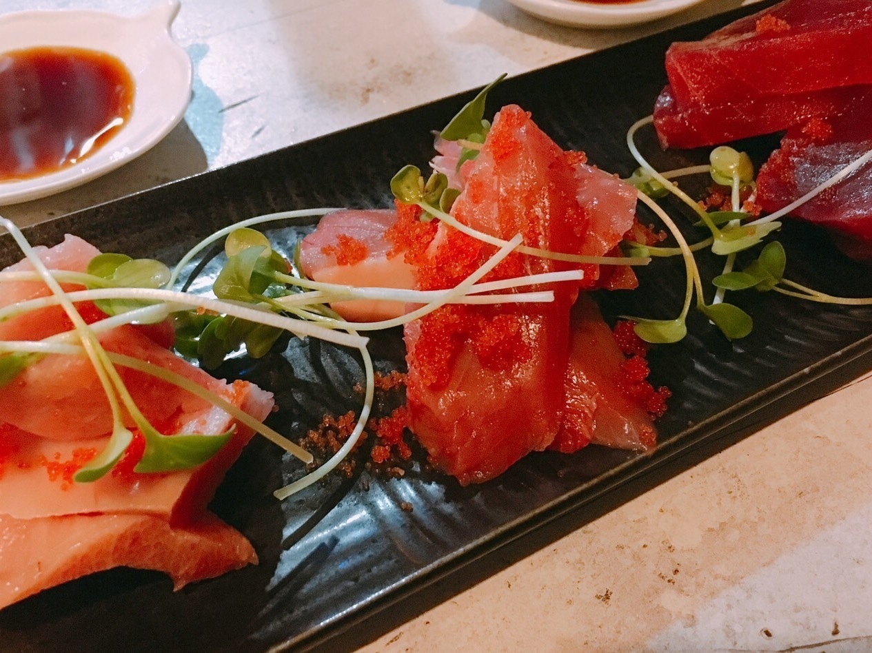 まぐろ食堂 TUNA島本店（まぐろしょくどう つなしまほんてん）の外観