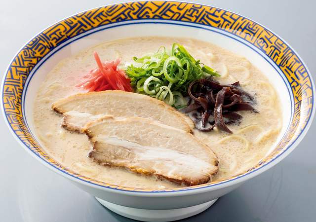 ラーメン通も驚き！中華チェーン『バーミヤン』から有名店を凌ぐ至高の一杯「博多風とんこつラーメン」が登場！
