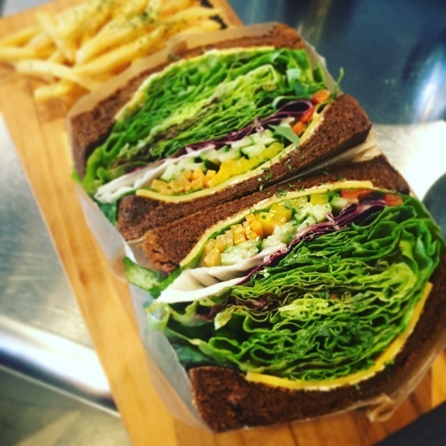 ファミリーに寄り添うナチュラルカフェ「Blossom Hill Tokyo」