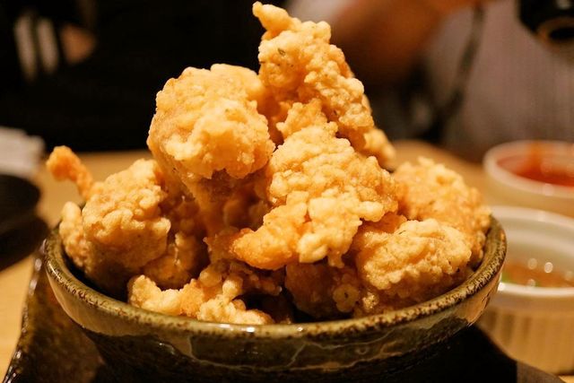 【激盛り唐揚げ】唐揚げ＆ハイボールを999円で！『いざくる』の「アゲハイZ」に参戦！