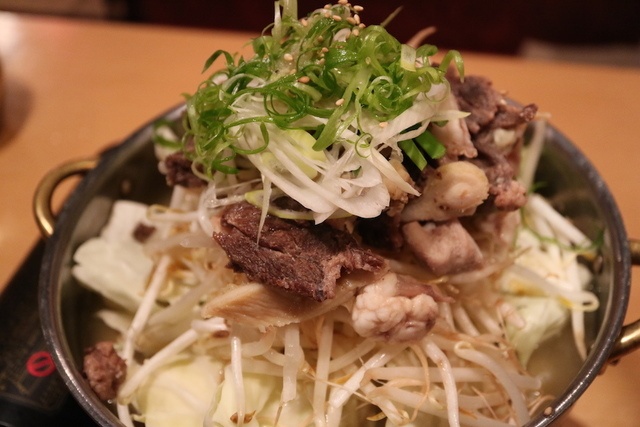 肉鍋が旨い！上野御徒町にある『極楽酒場いざこい』の食べ飲み放題がお得過ぎ！