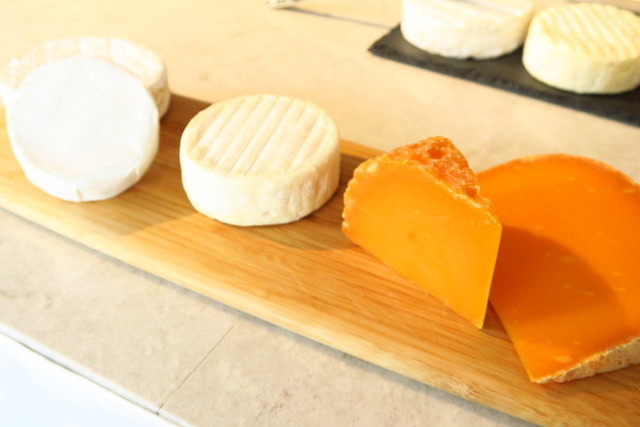 ワインじゃないの？！今年のお花見トレンドは ビールとチーズのマリアージュ