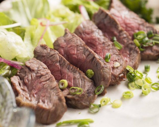 22歳の若き飲食店オーナーが挑む、下北沢に誕生した「総作酒場おかえり」