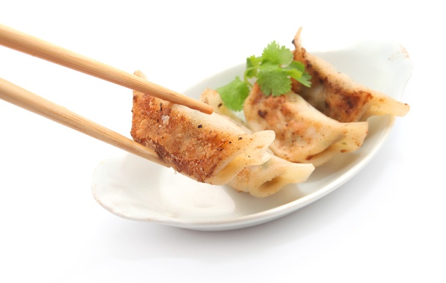 味噌ダレで食べるのが神戸っこ!おすすめ神戸の餃子店5軒