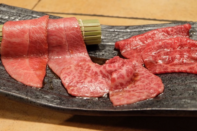 あの名店から独立。極上の質と技術を受け継いだ「炭火焼肉ふちおか」が 経堂に5月5日オープン。