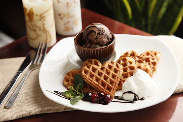 favyを使ってくれているお店紹介6月24日分、「喫茶　琥珀」など