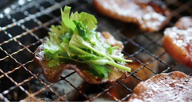 290円で焼肉とパクチー食べ放題!? 『牛角 肉の日イベント』で焼肉とパクチーの相性を徹底検証！