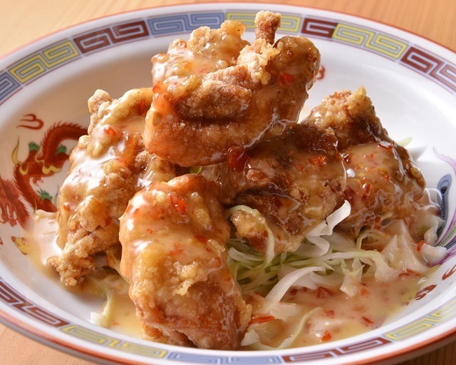 辻堂駅前に2店舗同時オープンの衝撃 「餃子酒場カノウ」＆「からあげセンター 加納」が登場