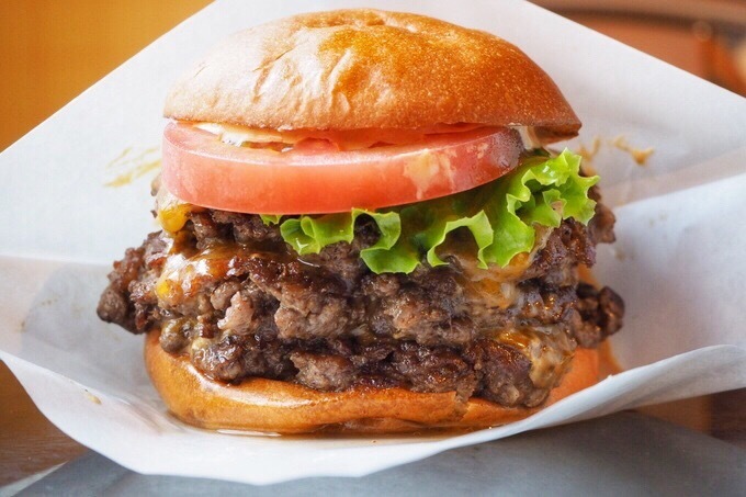 速報レポ】秋葉原限定！トリプルパティの黒毛和牛ハンバーガーが最強