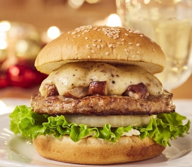 ポルチーニ茸・トリュフと2種類のチーズに大判パテが！『フレッシュネス』で期間限定ハンバーガーを発売中！