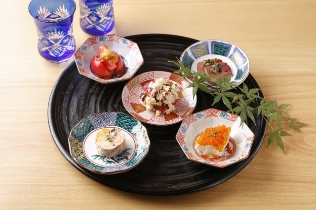 星野氏が清澄白河の実家すし店をフレンチ割烹「ほ志の」に新装開店。