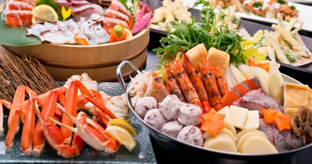 豪快な海鮮づくしの鍋やズワイガニで忘年会!3時間生ビール付き飲み放題も!『北の家族』
