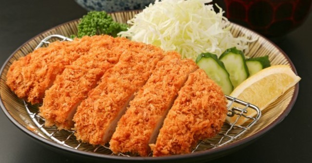 【新宿御苑前】1,000円以内でランチを楽しむならココ7選！ラーメンにとんかつに餃子も！