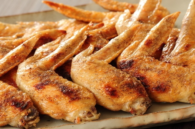 「伝説の手羽先」が1本18円!?6年の研究を経て完成した手羽先を食べつくせ！『酔っ手羽』