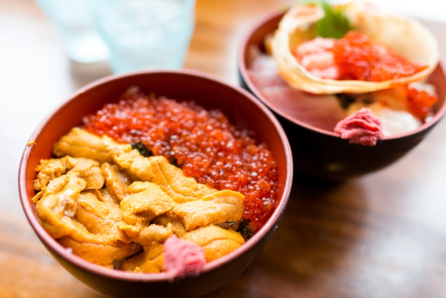 【豊橋】絶対食べたい海鮮丼4選！宝石箱のような丼ぶりにはみ出す爆盛り！