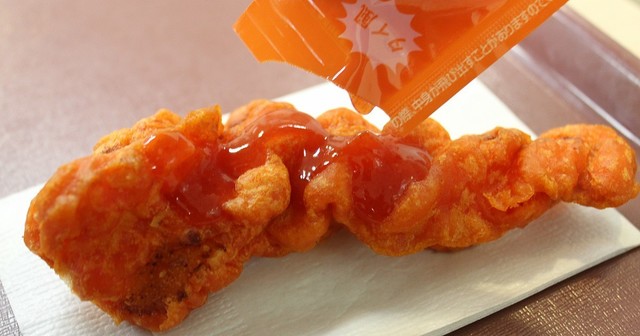 【ケンタッキー】辛々醤チキンにタイ風ソース登場！酸っぱ辛い病みつき味で、50円引きクーポンも！