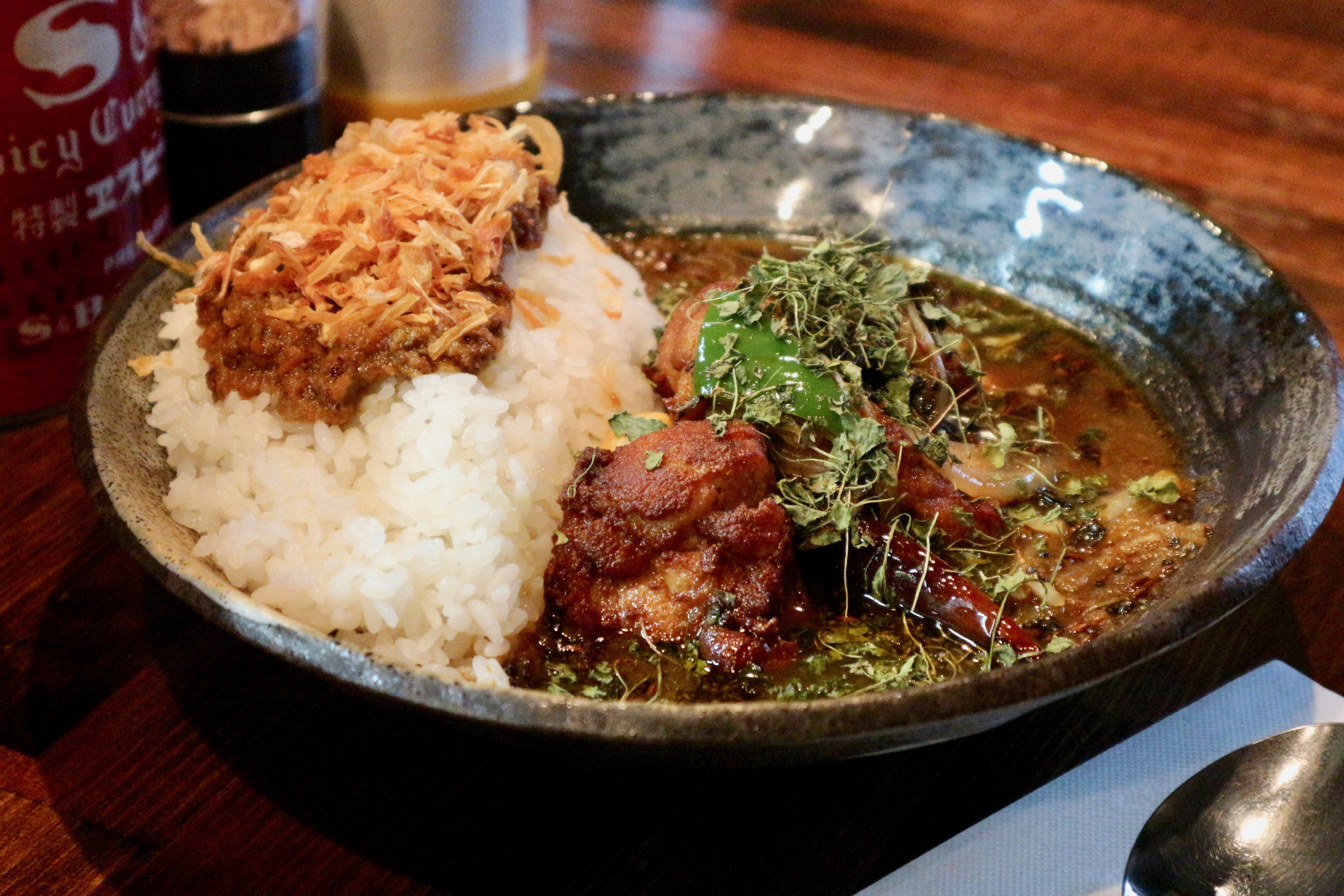 カレー ノ トリコ