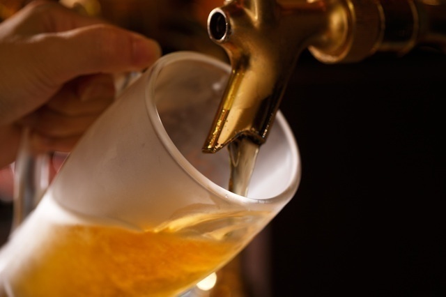 【驚愕の安さ】ビールもポテトも36円で楽しめるイベント開催！3/6(火)は『バルザル』へ急げ！