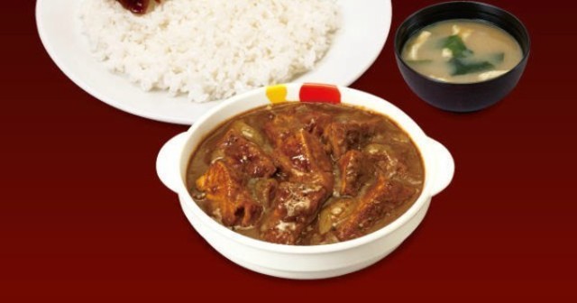 【待ってました】松屋から「ごろごろ煮込みチキンカレー」が4/3に復活!明日は松屋に行こう